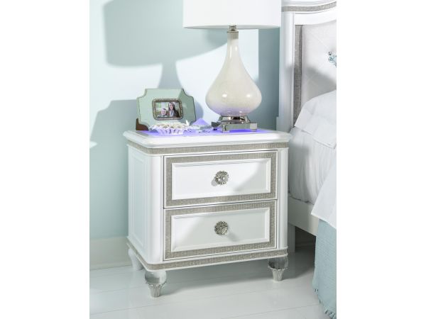 OMG Night Stand in Pearl Dust