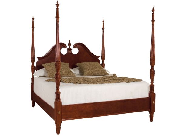 Cherry Grove Pediment Poster Bed in Classic Antique Cherry Finish