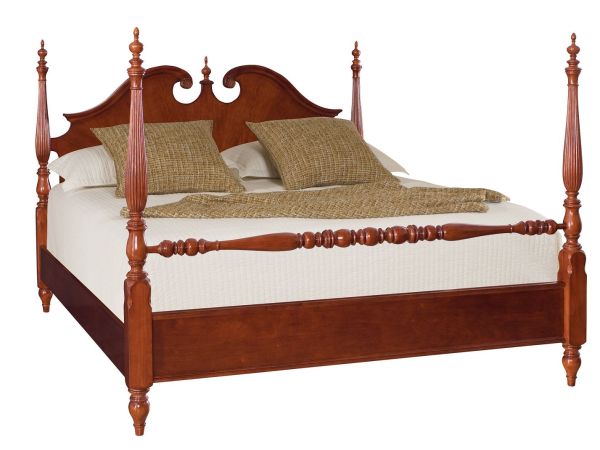 Cherry Grove Low Poster Bed in Classic Antique Cherry Finish