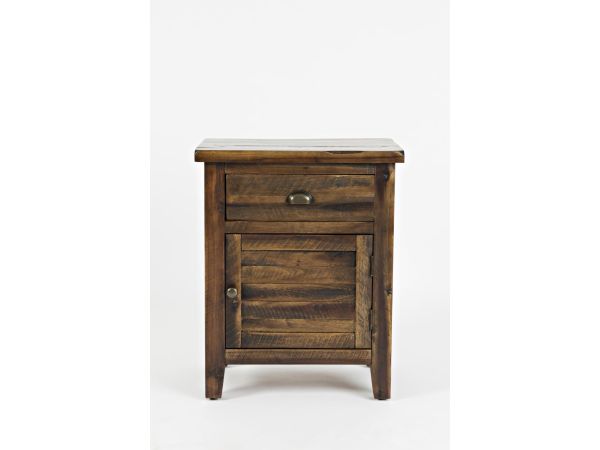 Artisan's Craft Accent Table in Dakota Oak