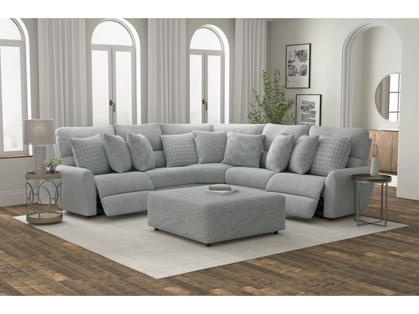 Catnapper Majesty Sectional in Shark